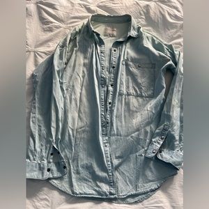 Zara button up jean shirt | small